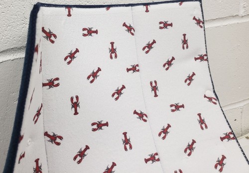 Tappetino per asciugapiatti reversibile (15x20") ARAGOSTE ROSSE SU BIANCO, retro blu, Coterie Studio - Foto 11 di 15