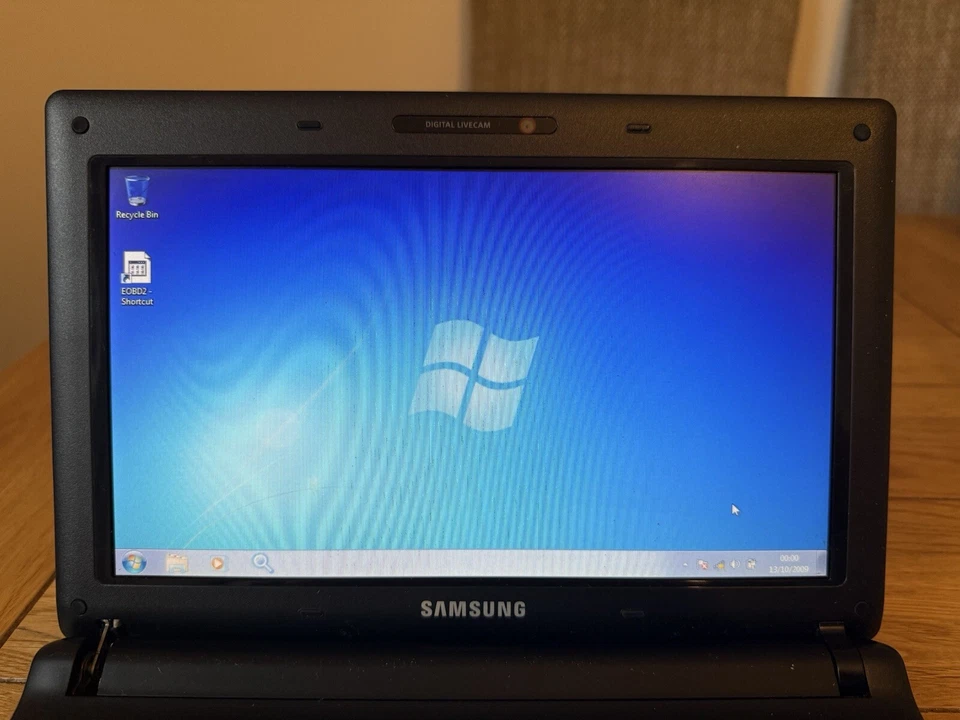 Samsung Notebook NP-N150, 10.1" - Fully tested and working - Image 2 of 4