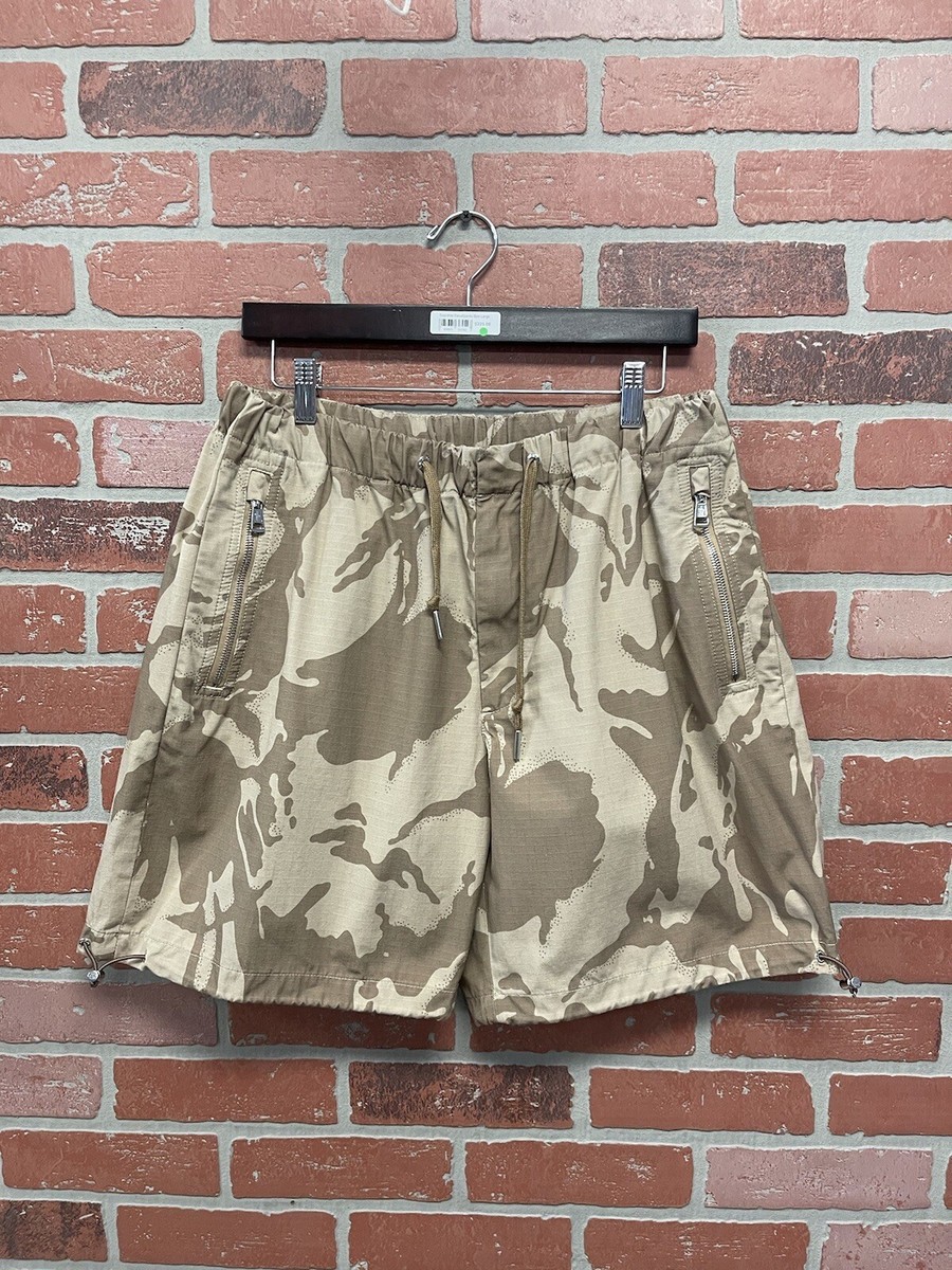 Size M/48 - Moncler Bermuda Shorts Camo - 2B717 00 5957H 250