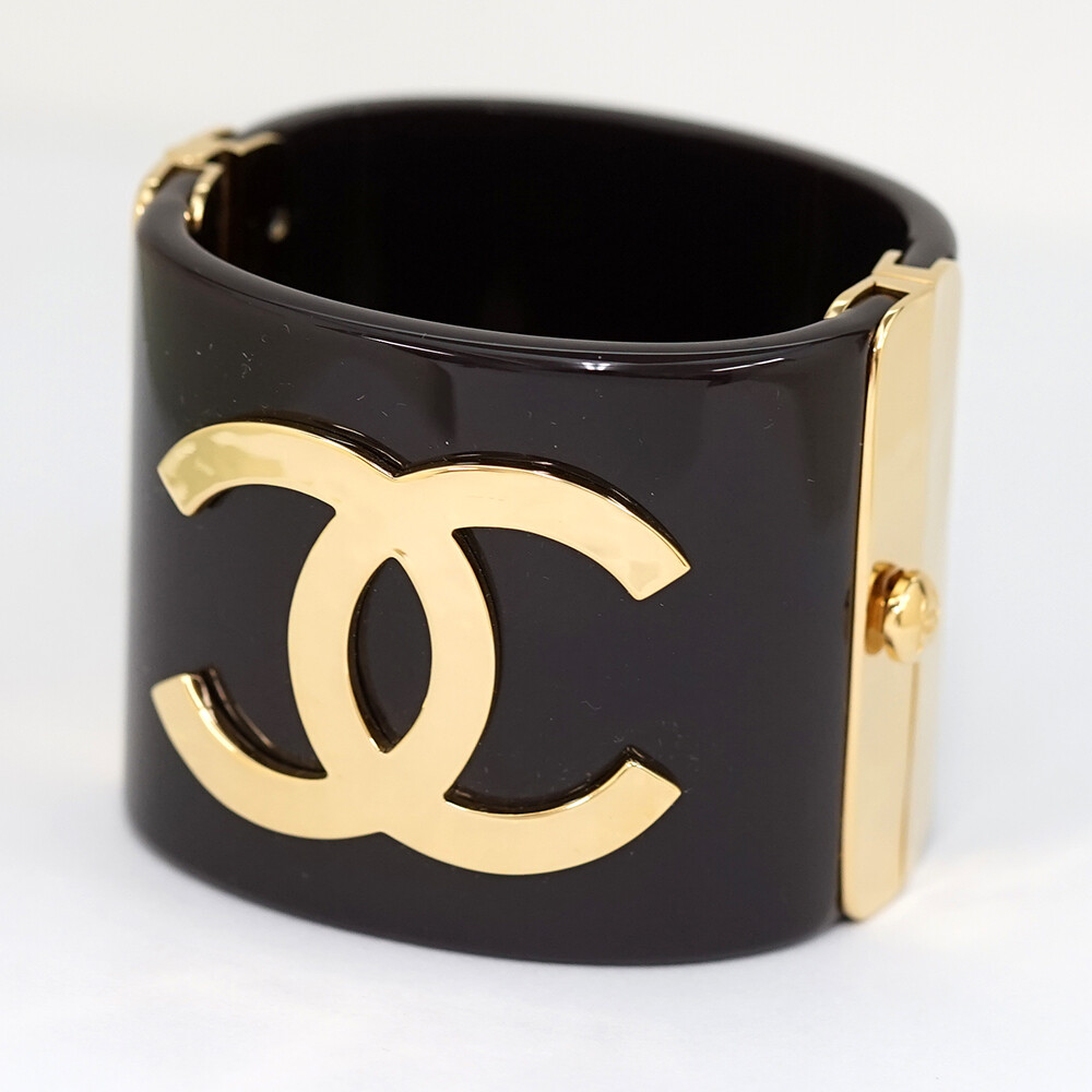 CHANEL バングル 黒 ダブルCロゴ チェーンデザイン CHANEL CC Logo Black Bangle Cuff Bracelet 6.7