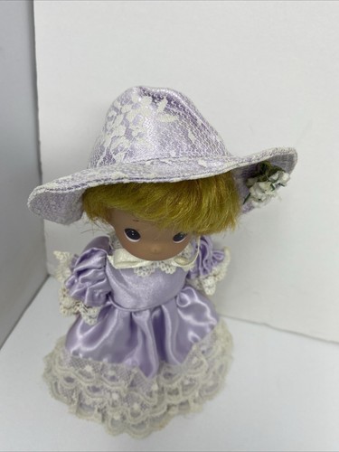 Vintage Precious Moments Blonde Hair Doll Purple Ruffle Dress w Sunday Best Hat - Picture 5 of 12