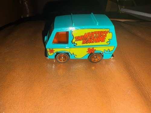 Hot Wheels Pop Culture Mattel Scooby-Doo Mystery Machine MOMC - Picture 2 of 2