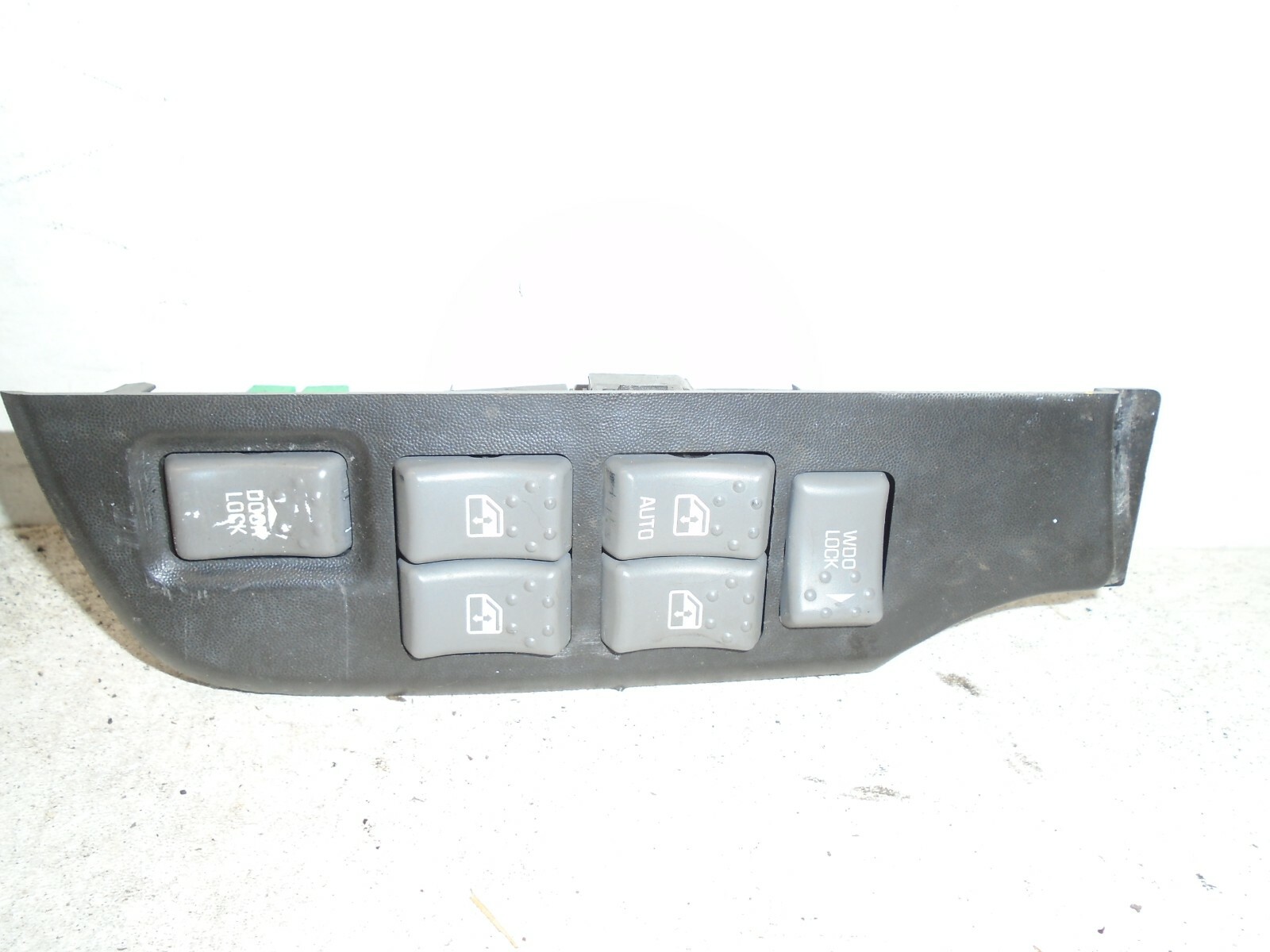 Picture 5 of 8