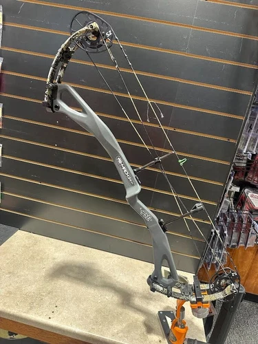 PSE CARBON BOW MACH 34 RH S2 CHARCOAL ELEVATED II 60# -70#