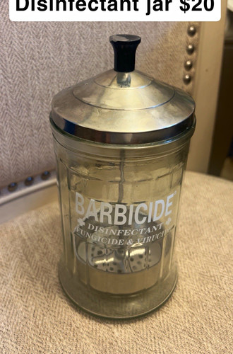 Barbicide Disinfectant Jar Clear with Silver Lid, Reusable Plastic/Metal