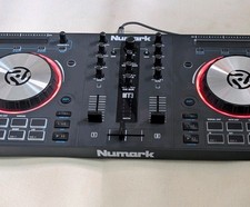 Numark Mixtrack III  MID DJ Controller für V...