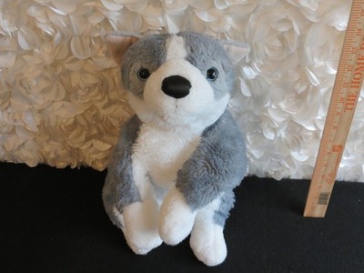 FAO Schwarz Husky Dog Timber Wolf Plush Laying 19  White Gray Stuffed Corgi Toy