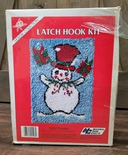National Yarn Crafts Latch Hook Kit X932 Frostee Snowman 18x24 NEW Vintage USA