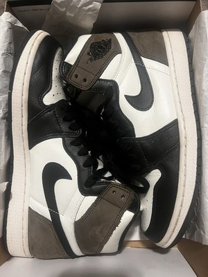 Jordan Air Jordan 1 Retro High OG Dark Mocha High Top 2020 555088-105