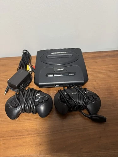 SEGA Genesis 2 MK-1631 Black Console, 2 Controllers -  Vintage Gaming!