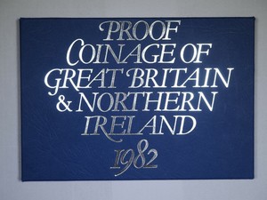 1982-Royal-Mint-Coinage-of-Great-Britain-and-Northern-Ireland-Proof-Coin-Set