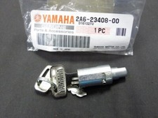 Yamaha XS650 XS750 XT250 XT500 RD400 Bloccasterzo con chiave 3731 NOS 2A6-23408-