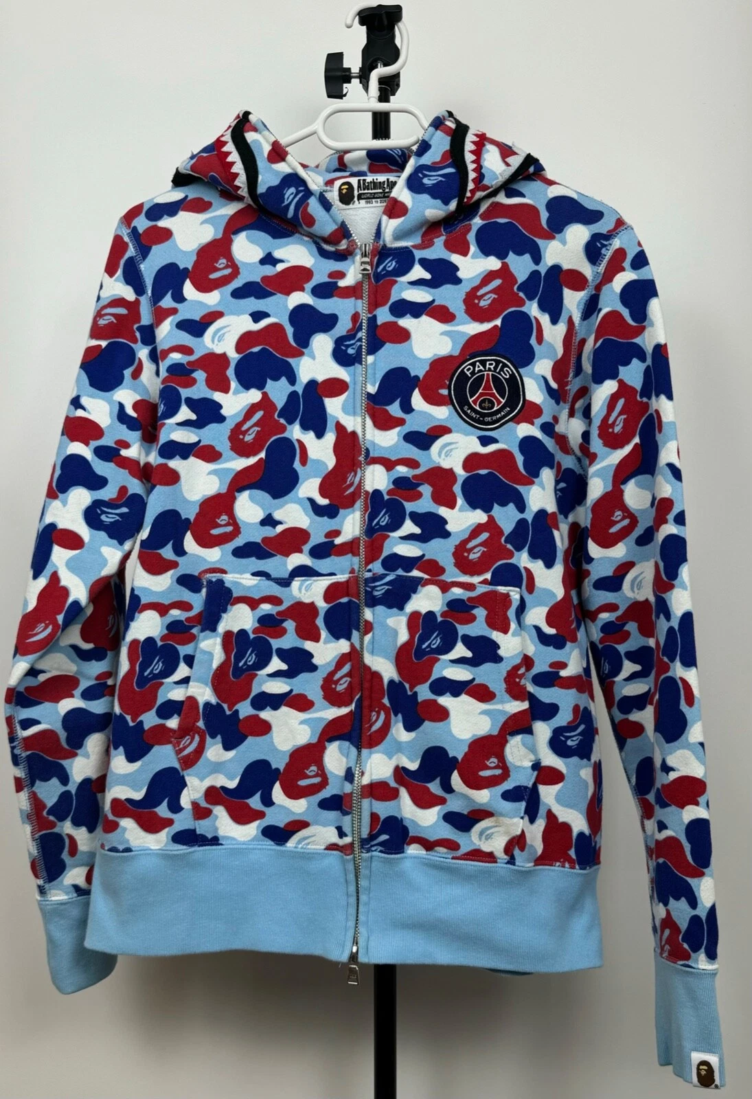 A BATHING APE (BAPE) Felpa con cappuccio uomo Bape x PSG Shark full zip edizione limitata taglia S 19032407
