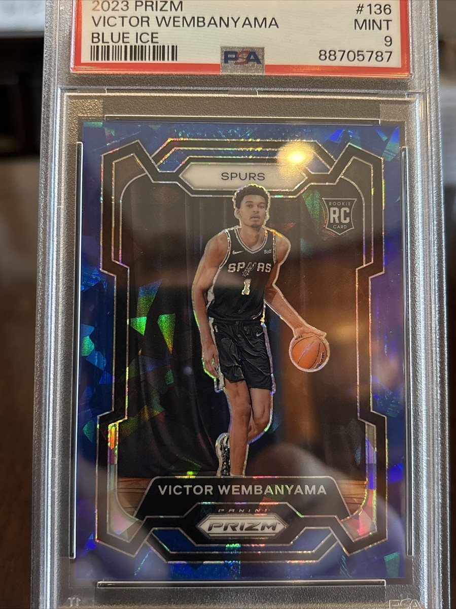 【希少】VICTOR WEMBANYAMA  ICE PRIZM RC 2023 - 24 Prizm Victor Wembanyama #136 Blue Cracked Ice RC