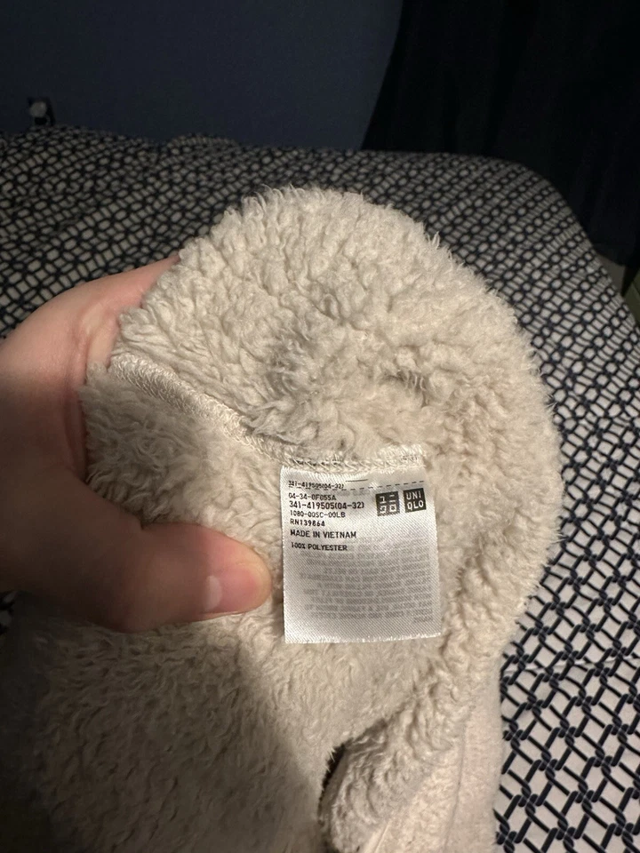 Jaqueta macia branca masculina Uniqlo tamanho G - Imagem 3 de 3