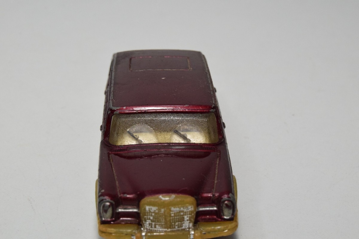 B67 1:43 CORGI TOYS MERCEDES-BENZ 600 PULLMAN MET. MAROON