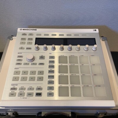 DTM・DAW Native Instruments MASCHINE MK2 WHITE Native Instruments MASCHINE MK2 White | Guitar Center