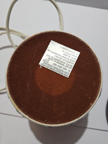 Scentsy Beach Wax Warmer, Chip On Bottom Of Wax Warmer Plate - Picture 11 of 11