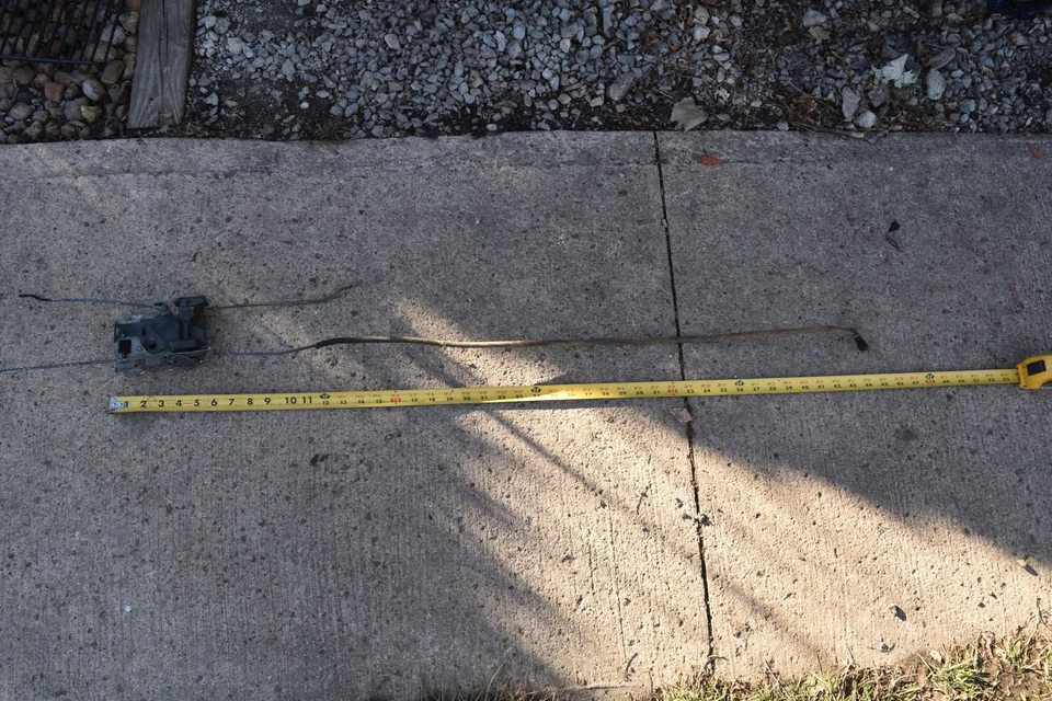 Ford Mustang 1979 1993 mecanismo de cierre montaje mango pasajero derecho 83 84 85 Foto 2 de 4