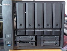 Qnap TS-932px 9 Bay Nas with 16GB of Ram Diskless Alpine Arm Processor 4 Core