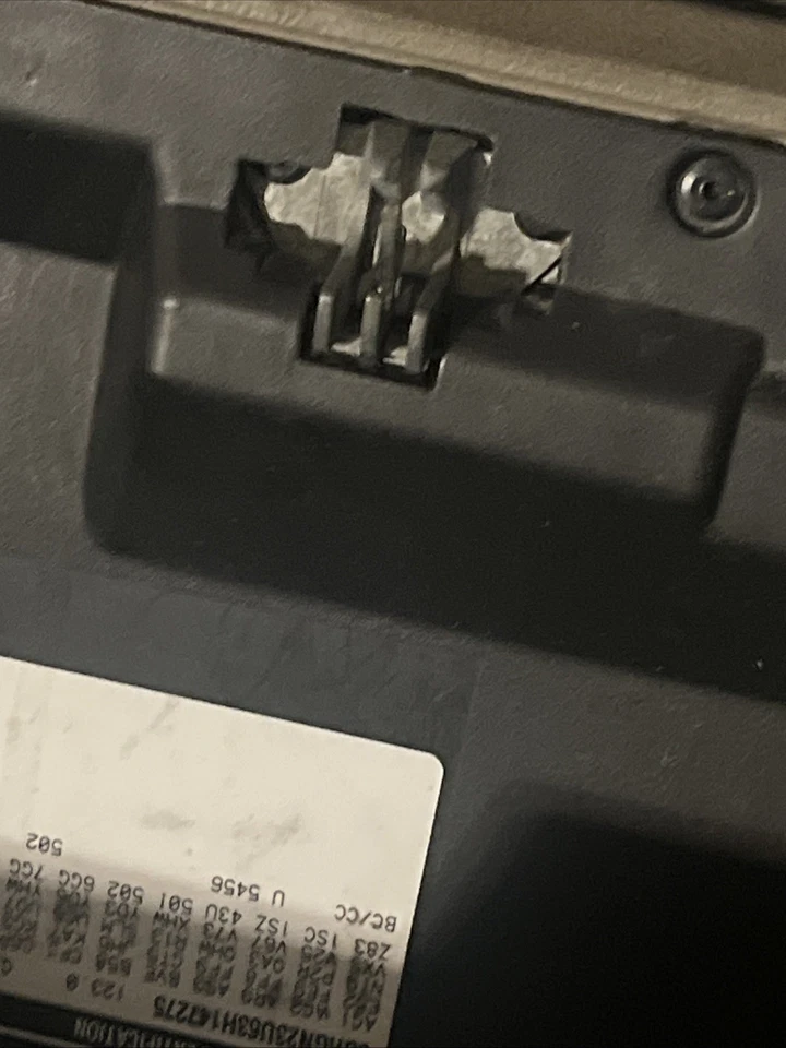 Hummer H2 2003-2004 tablero guantera compartimento de almacenamiento OEM Foto 4 de 4