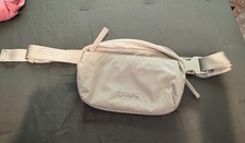Athleta Beige Polyester Waist Pack Belt Bag One Size Zip Closure 0-5L Women