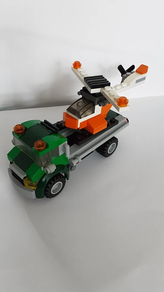 LEGO Creator 31043 Chopper Transporter, photo 3 of 4