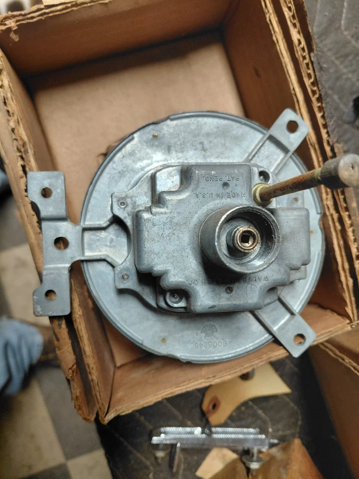 Nuevo de Lote Antiguo 39 Ford Velocímetro Estándar Con Odómetro 1939 Ford Estándar Nuevo de Lote Antiguo Foto 2 de 3