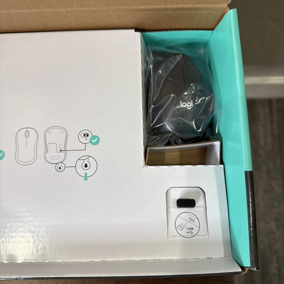 Logitech Complete Wireless Combo 2 Keyboard and Mouse  - Image 3 of 4