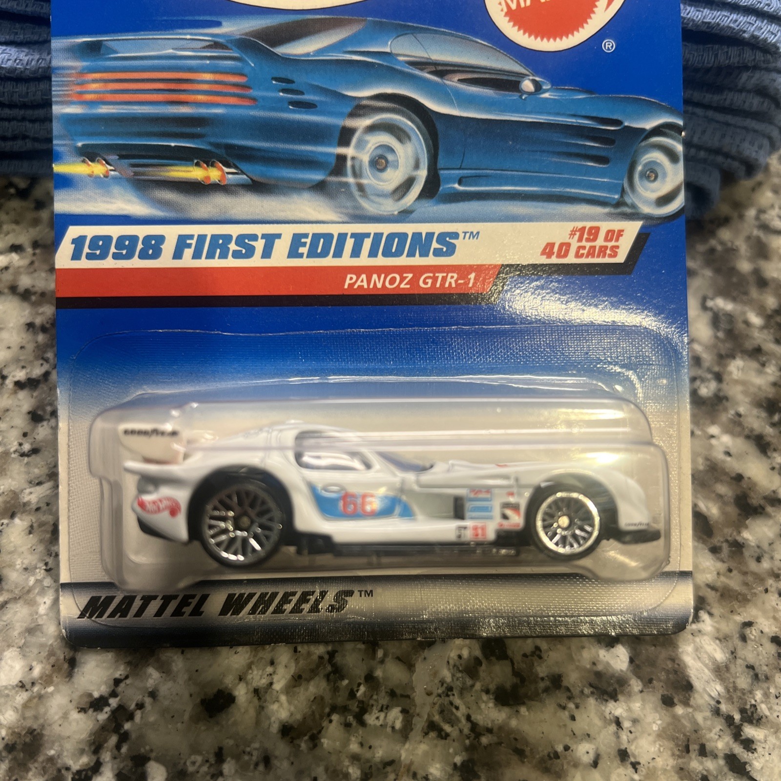 Picture 2 of 4