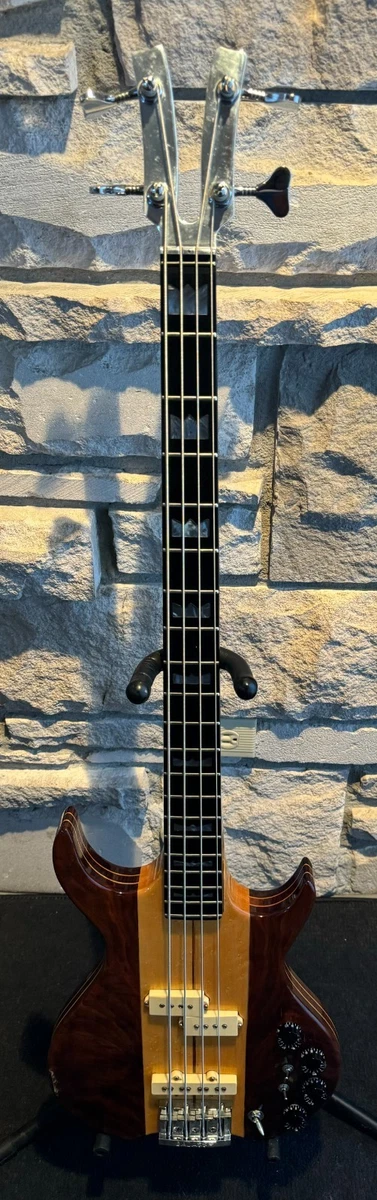 kramer striker ベース Used Kramer Striker 700ST Vintage Bass Guitar Red 4-String