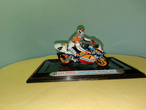 MOTO HONDA NSR 500 ALEX CRIVILLÉ CAMPEON 1999 1/24 ONYX 99003 (SE-093) - Imagen 2 de 6
