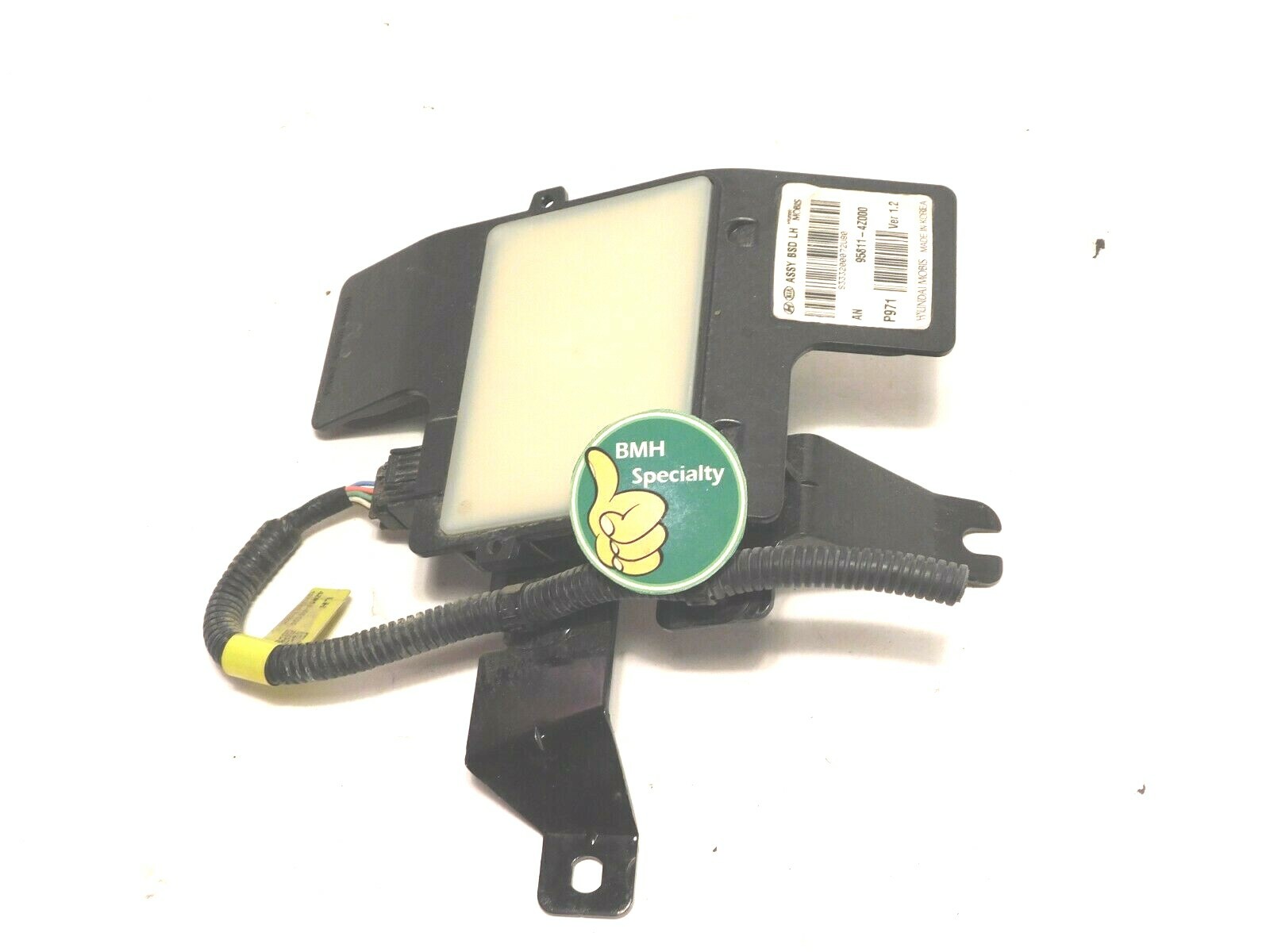 13-16 Hyundai Santa Fe Sport BLIND SPOT DETECTION SENSOR RADAR MODULE BRACKET