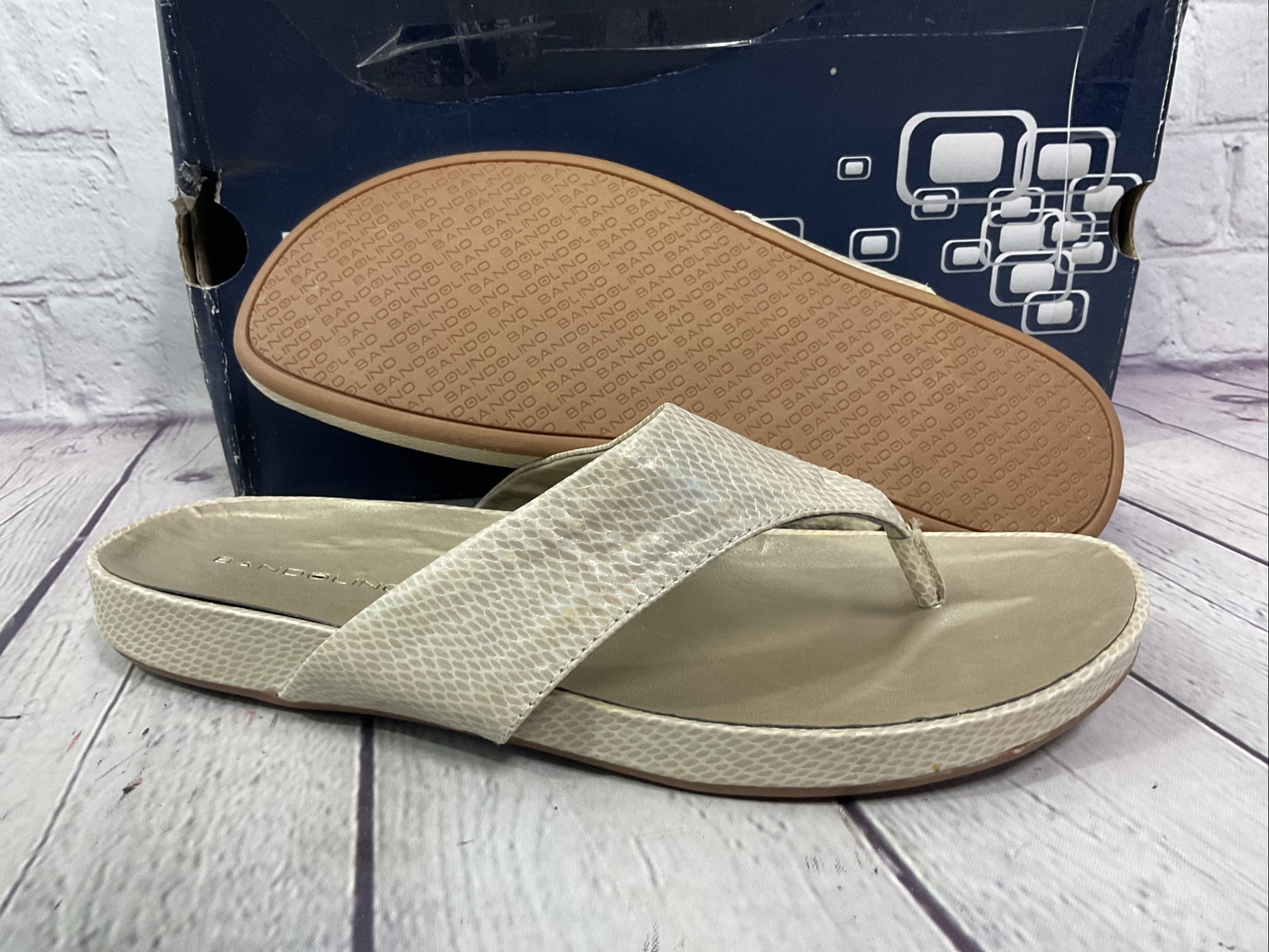 Bandolino Women's 'Piano' Luxury Sandals Beige Size 7 Flip Flops New W/  Defect | eBay