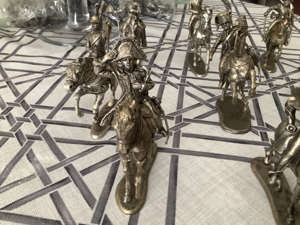 Juego de peltre LA GRANDE EJÉRCITO DE NAPOLEÓN MHSP - ATLAS Foto 2 de 4