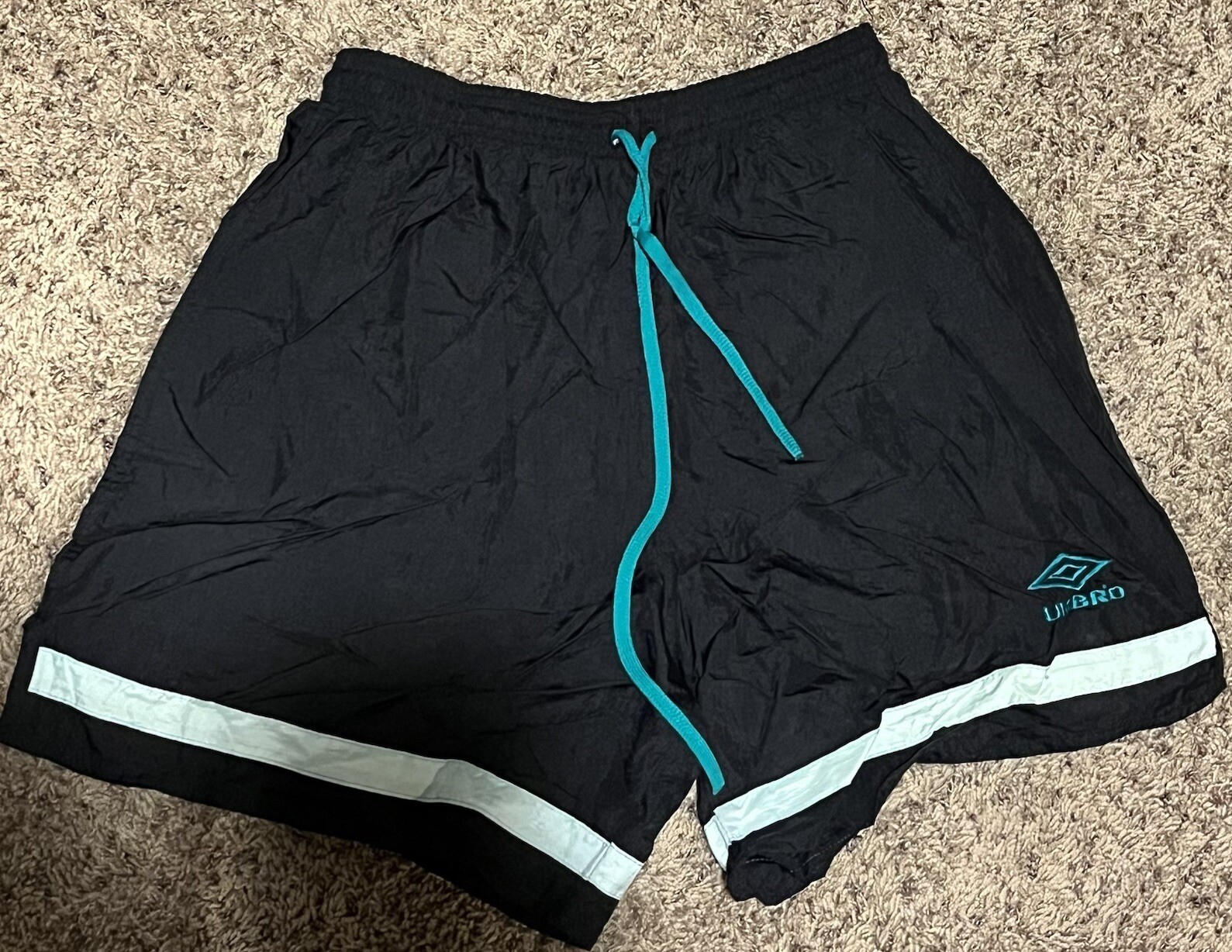 Vintage Rare 90’s Umbro Shorts Men’s Large Made In USA Lightweight Black & Teal
