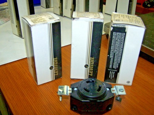 3) NEW LEVITON 20 AMP BLACK GROUND RECEPTACLE 277 VAC MODEL 70720 FR LOT OF 3 - Picture 1 of 6