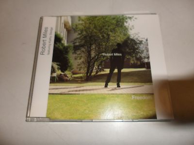 CD  Robert Miles Featuring  Kathy Sledge     Freedom  