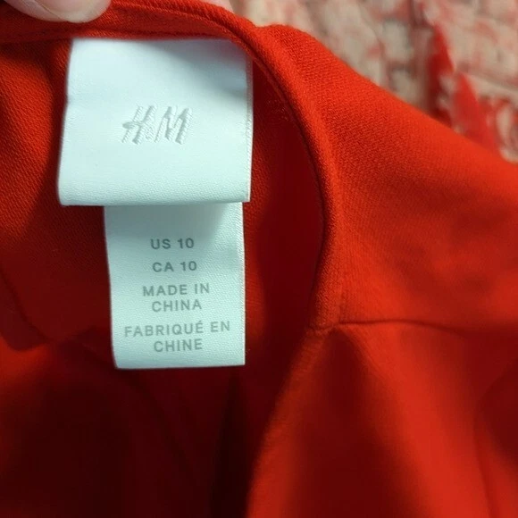 Abito H&M Pearl Shift rosso 10 vacanze San Valentino preppy cocktail manica lunga