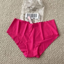 NEW Victoria s Secret Scalloped No Show Hiphugger Panty Seamless Pink Medium NWT