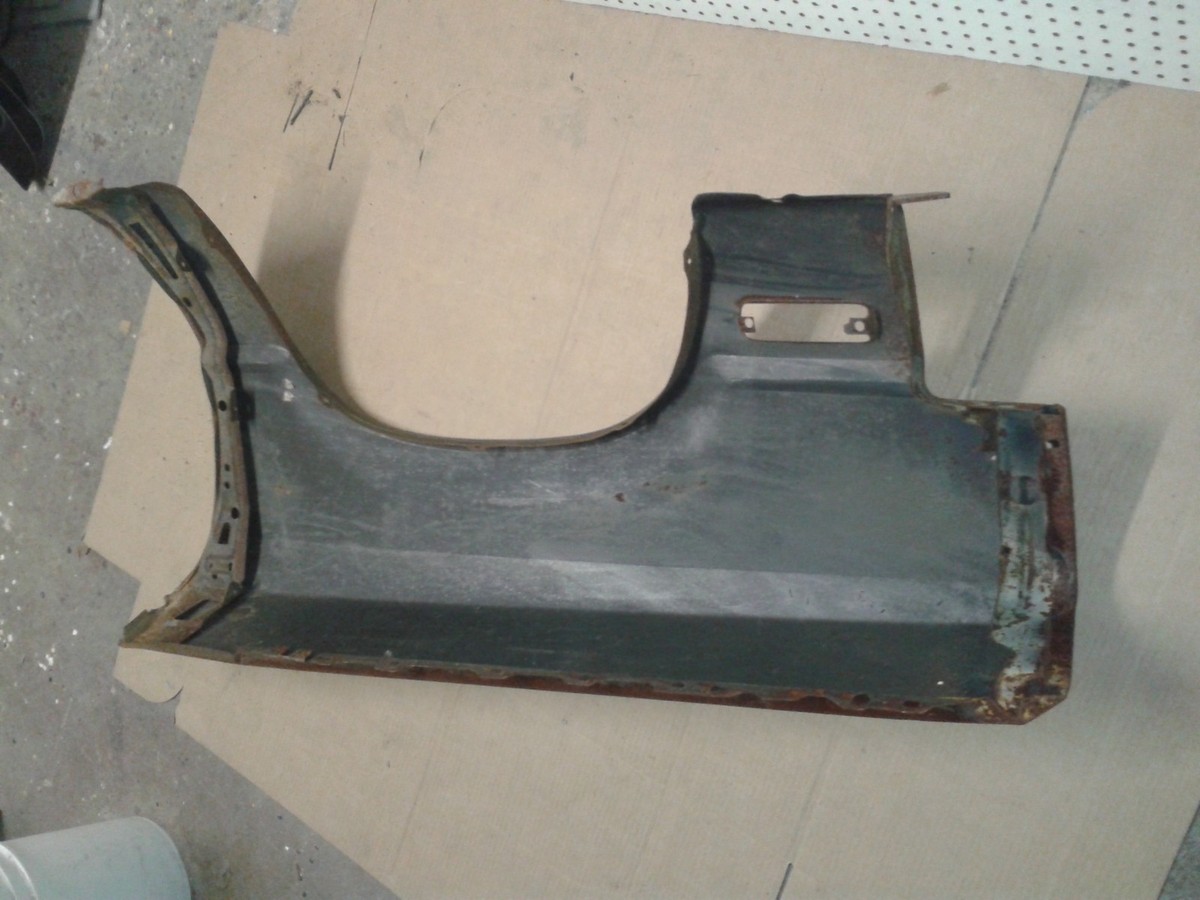 ブー 1978-1983 Mercury Zephyr/Ford Fairmont Steel Right Front Fender