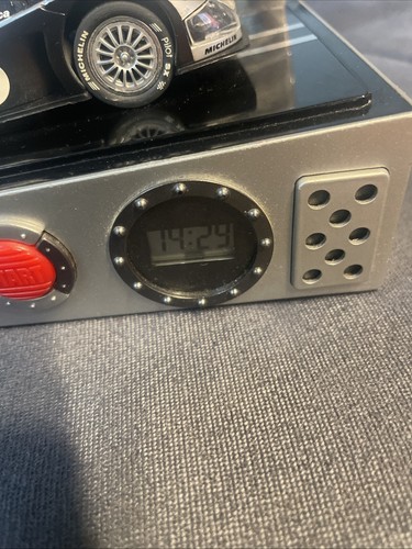 Carrera 1:32 Audi R8R Sounds of Motors ,Uhr mit Wecker und Datumsanzeige 2003 - Bild 9 von 14
