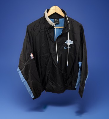 Nike Jacke Los Angeles Lakers Size L    NBA Warm Up Jacket Retro