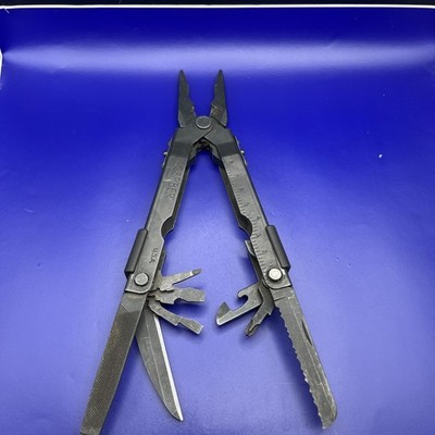 Gerber MP600 Black Oxide Multi-Tool Needle Nose Pliers Carbide Cutters