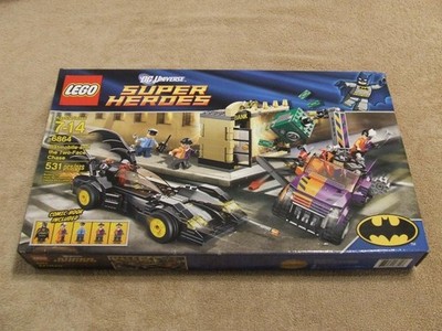 * New * Lego 6864 Batmobile and the Two - Face Chase ( Sealed Damage Box )