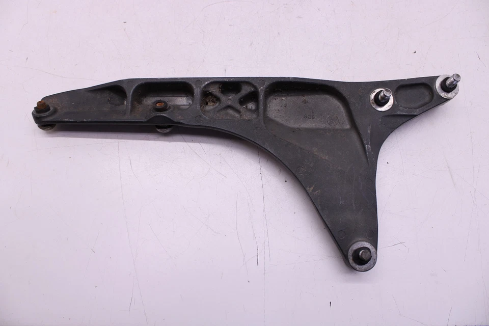 07-17 SOPORTE SILENCIADOR YAMAHA V STAR 1300 OEM Foto 4 de 4