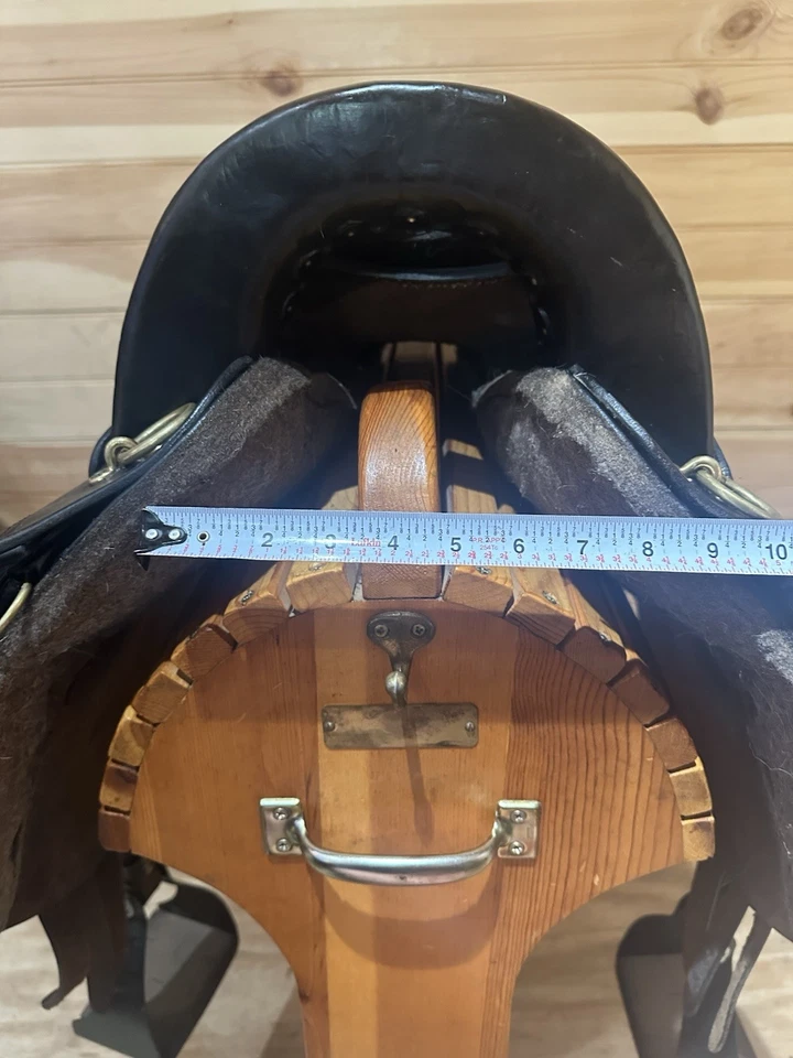 "Silla de montar Tucker Equitation Endurance Trail de 17,5"" modelo 149 (árbol XW)" Foto 4 de 4