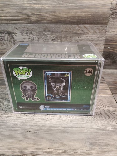 Funko Pop! Digital #344 Alien Xenomorph Glow GITD Ultra LE 5000 + Protector - Picture 4 of 6