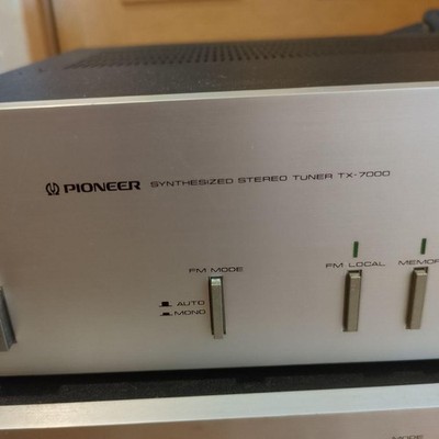 Pioneer SA-7000 Amplifier & TX-7000 Tuner Vintage Silver Face