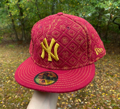 New Era 59Fifty Maroon/Red w/ Gold Stitch New York Yankees Fitted